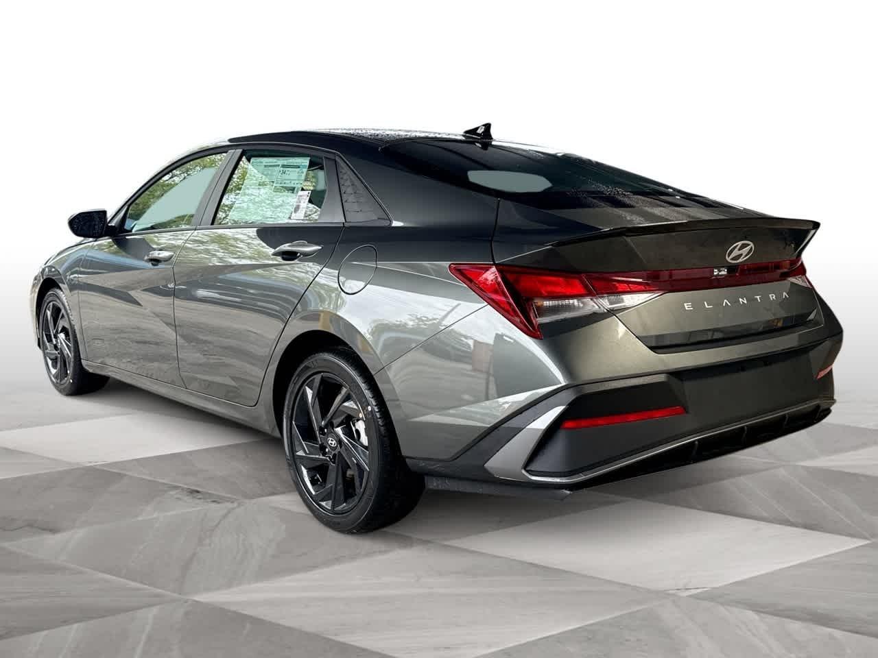 Hyundai Elantra Sel Sport Fwd 4Dr Car - Thumbnail 6