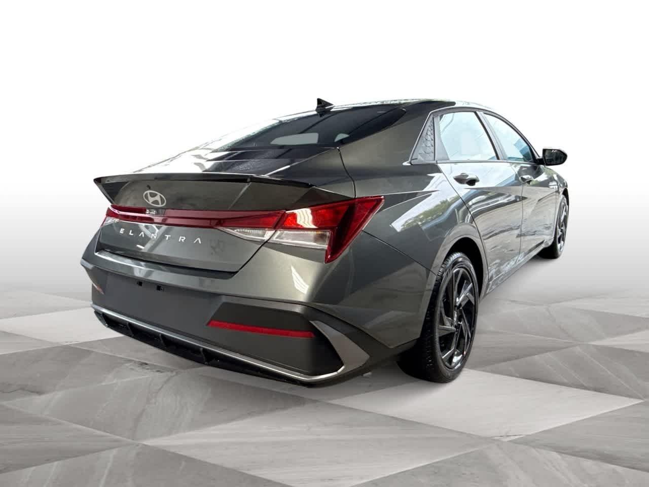 Hyundai Elantra Sel Sport Fwd 4Dr Car - Thumbnail 8