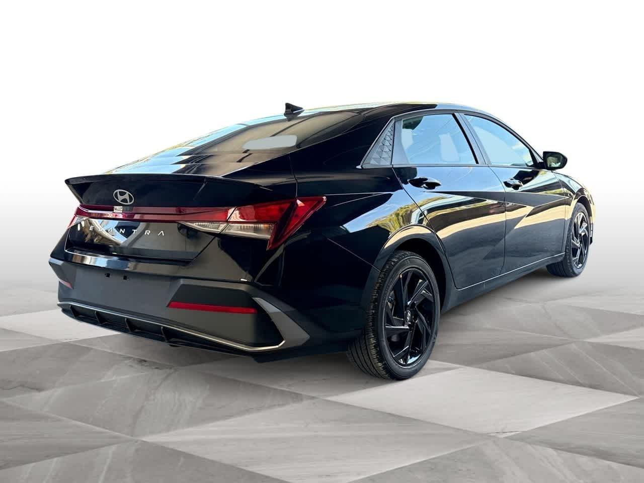 Hyundai Elantra Sel Sport Fwd 4Dr Car - Thumbnail 8