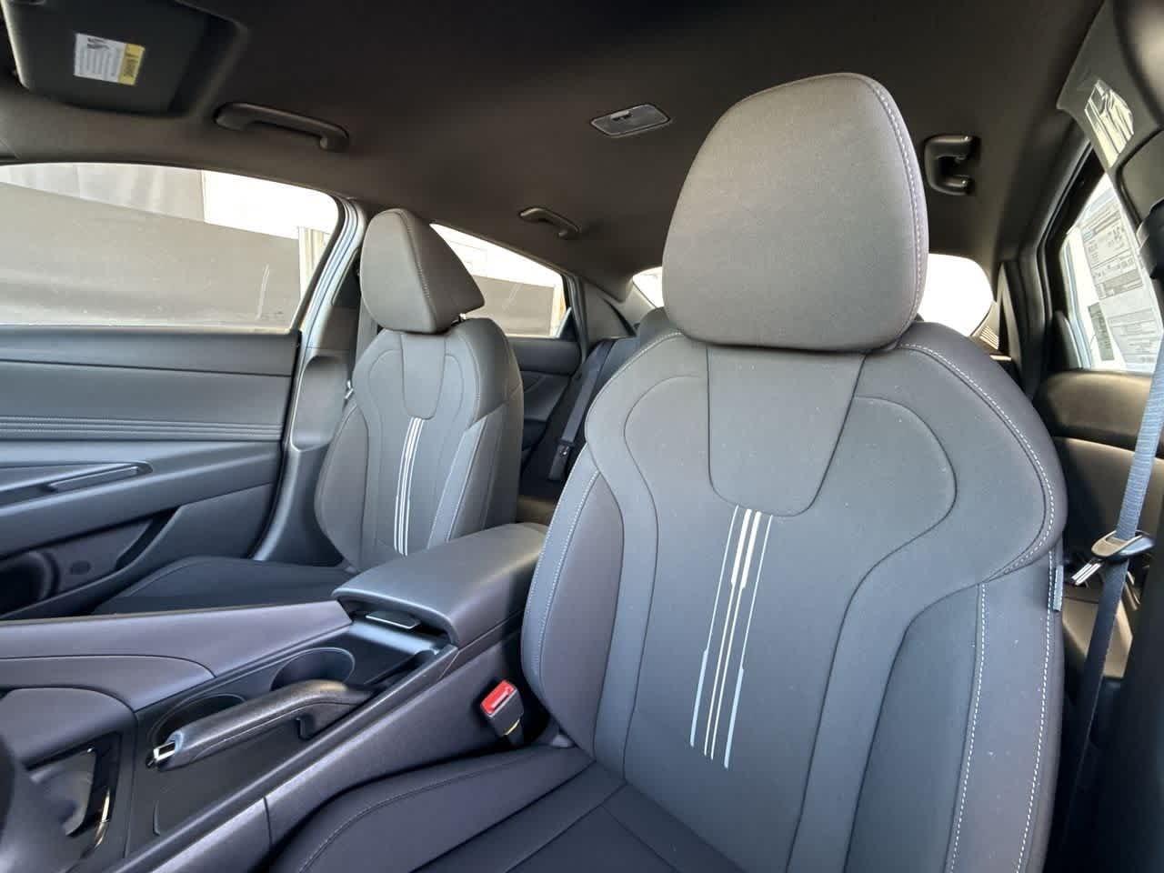 Hyundai Elantra Sel Sport Fwd 4Dr Car - Thumbnail 14