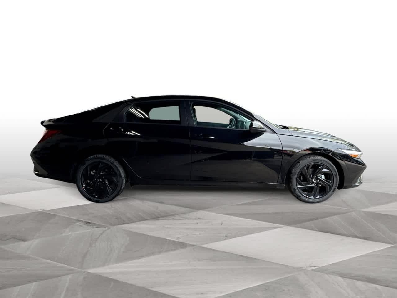 Hyundai Elantra Sel Sport Fwd 4Dr Car - Thumbnail 9