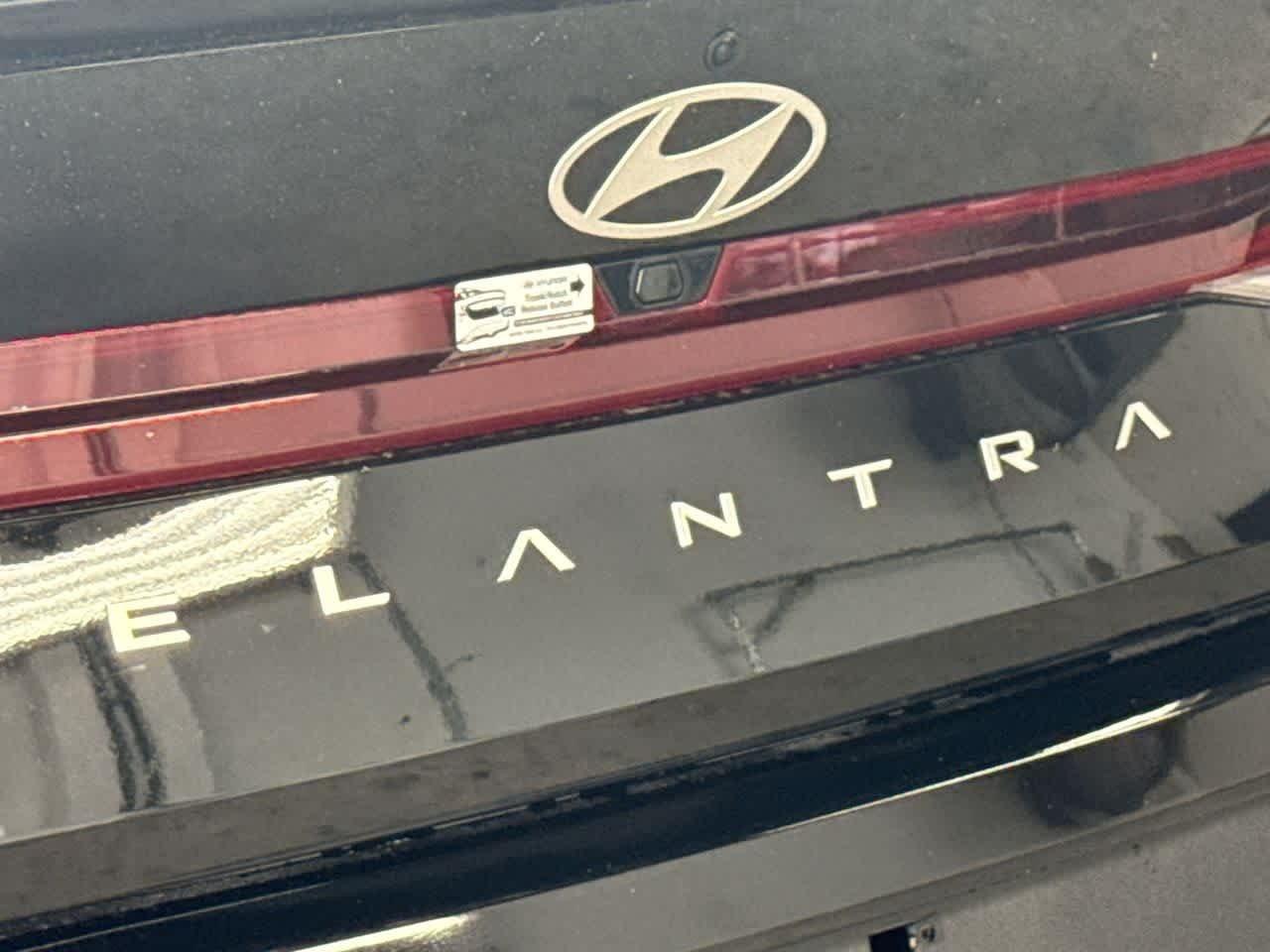 Hyundai Elantra Sel Sport Fwd 4Dr Car - Thumbnail 10