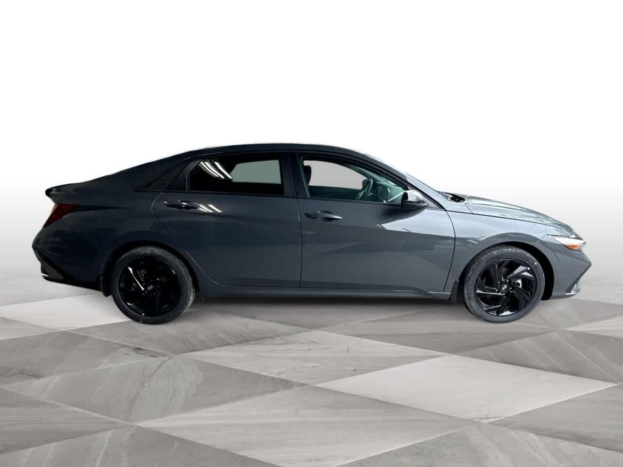 Hyundai Elantra Sel Sport Fwd 4Dr Car - Thumbnail 9