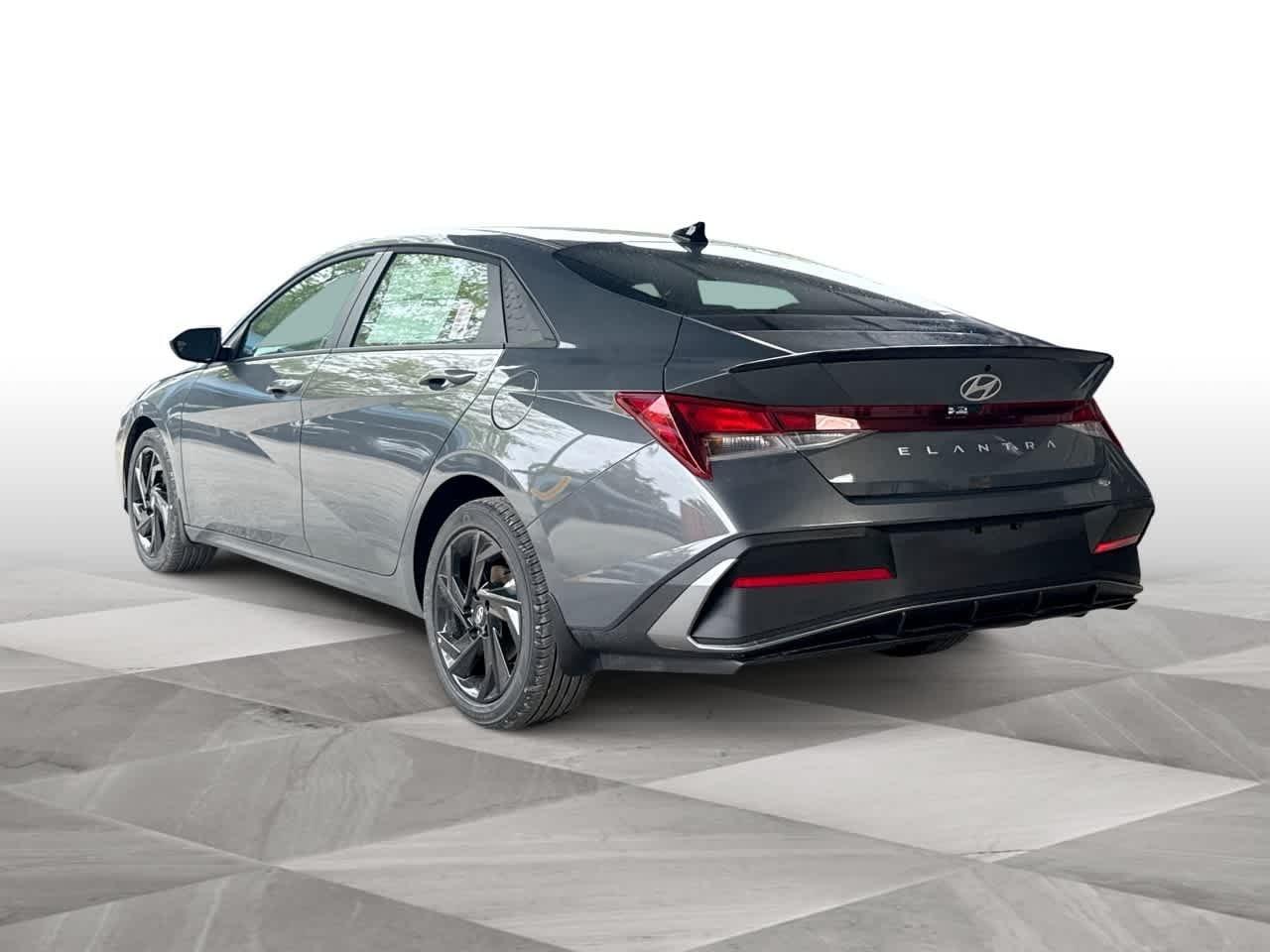 Hyundai Elantra Sel Sport Fwd 4Dr Car - Thumbnail 6