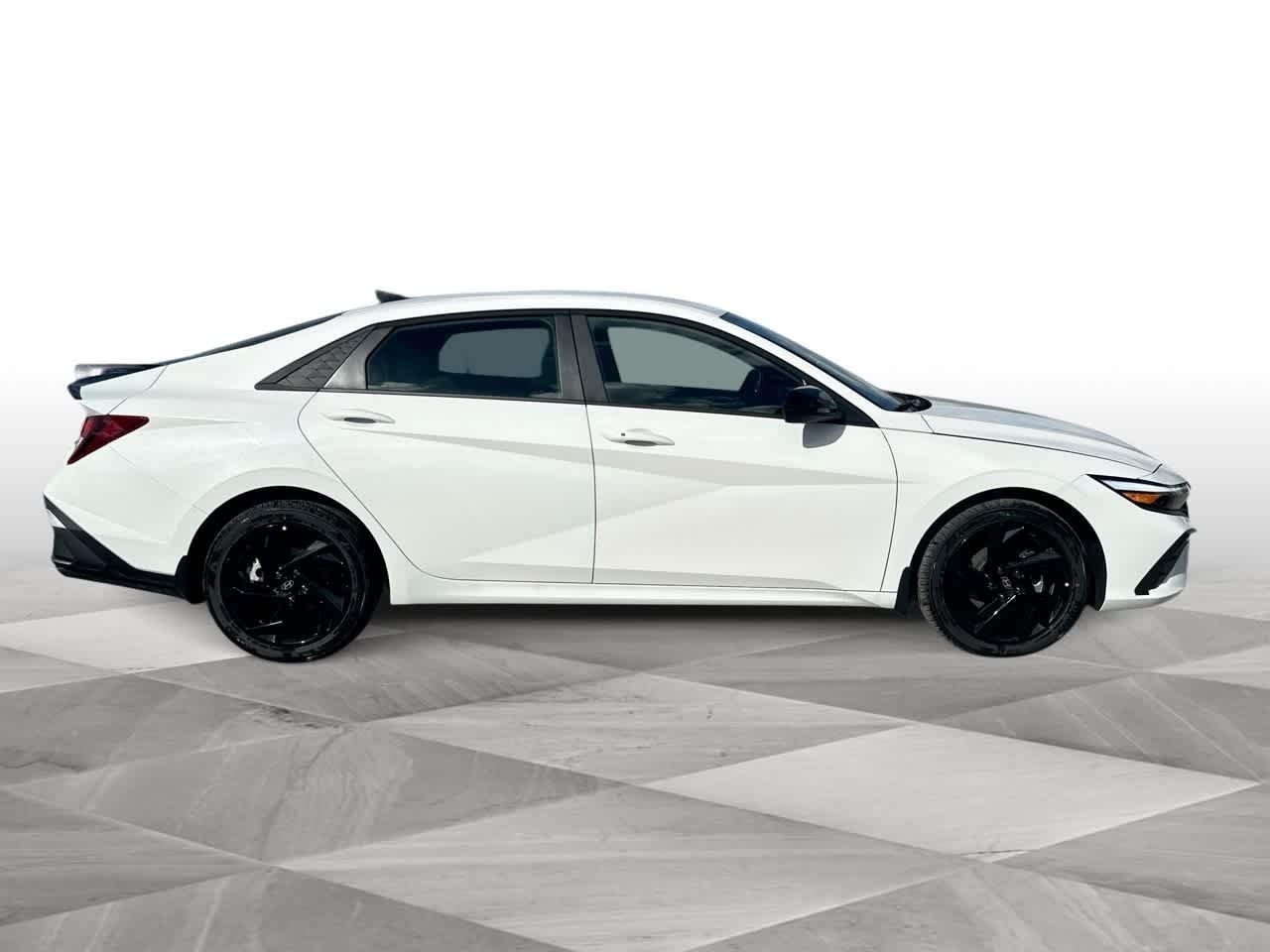 Hyundai Elantra Sel Sport Fwd 4Dr Car - Thumbnail 9