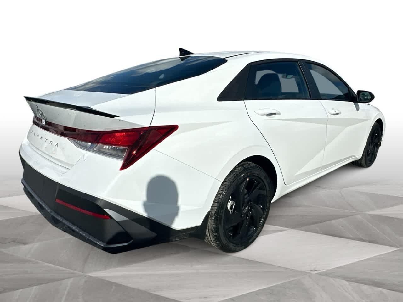 Hyundai Elantra Sel Sport Fwd 4Dr Car - Thumbnail 8