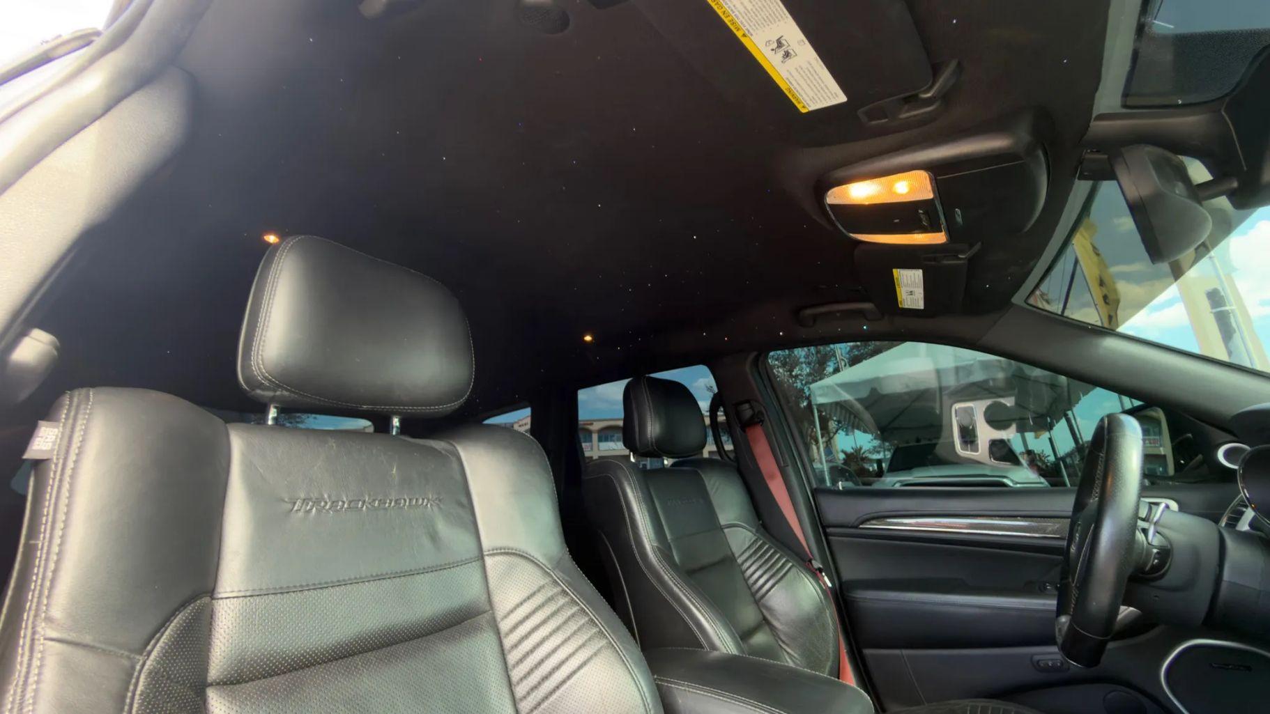 Jeep Grand Cherokee - Thumbnail 18