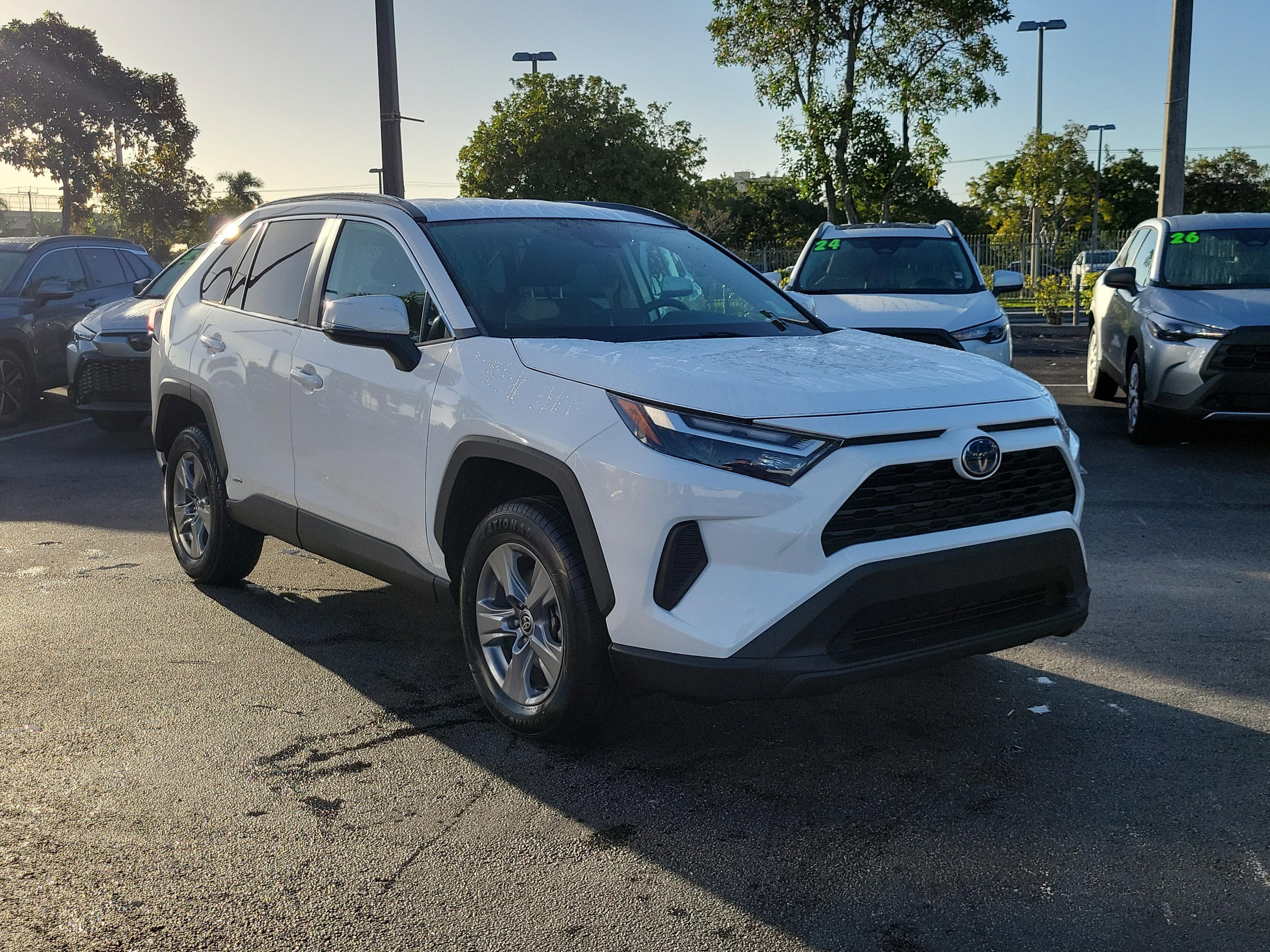 Toyota Rav4 Hybrid Xle Awd - Thumbnail 5