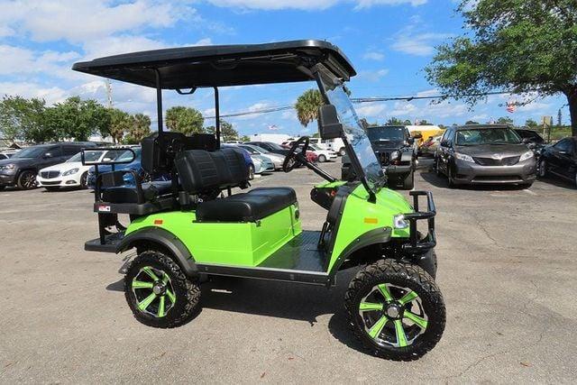 EVolution Classic 4 PLUS Golf Cart - View 1