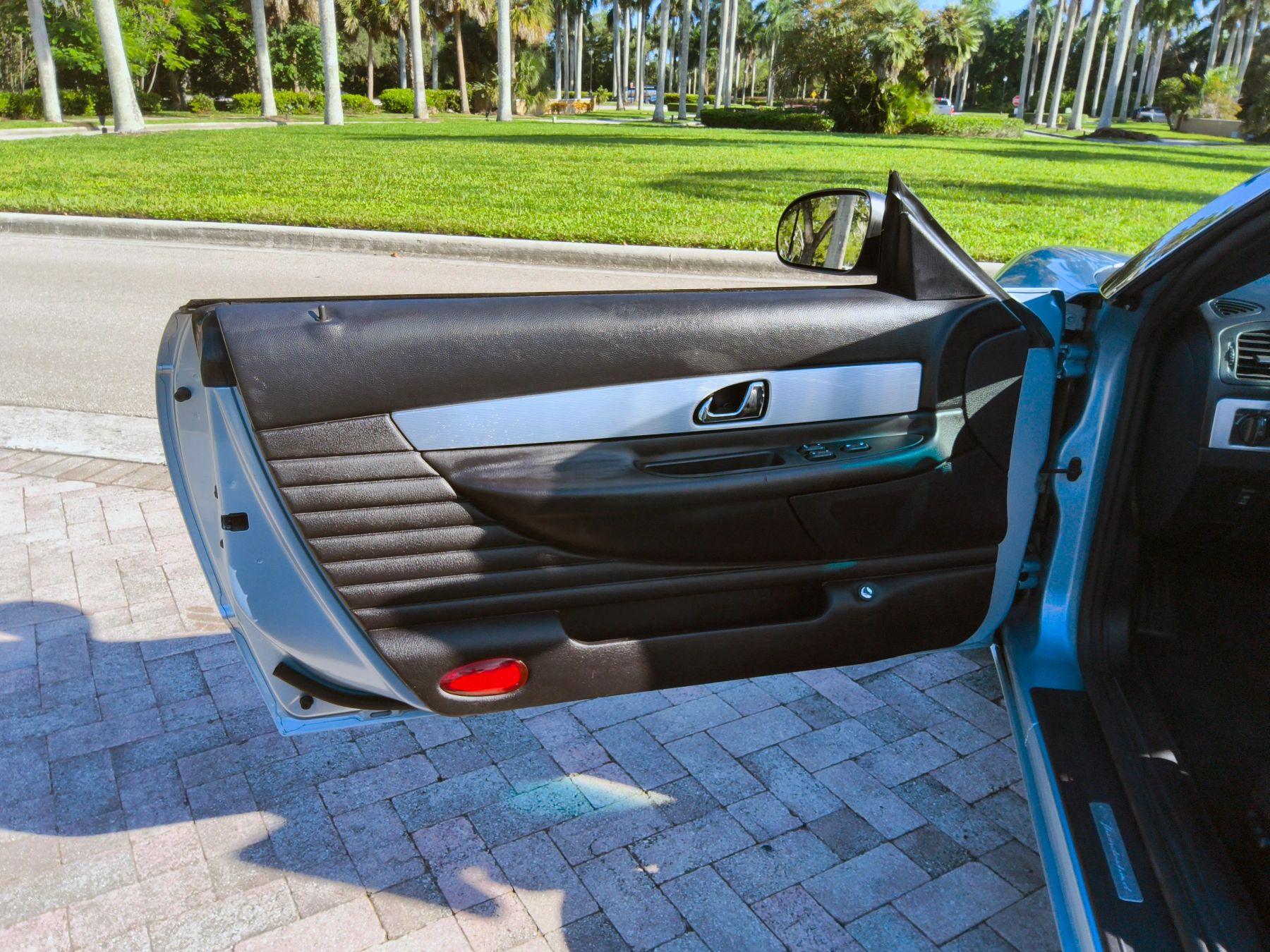 Ford Thunderbird - Thumbnail 9