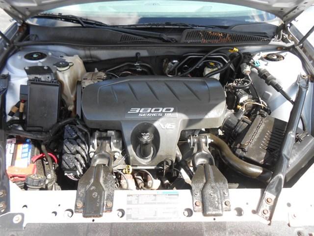 Buick Lacrosse Cxl | Stock No: 14767 - Thumbnail 16