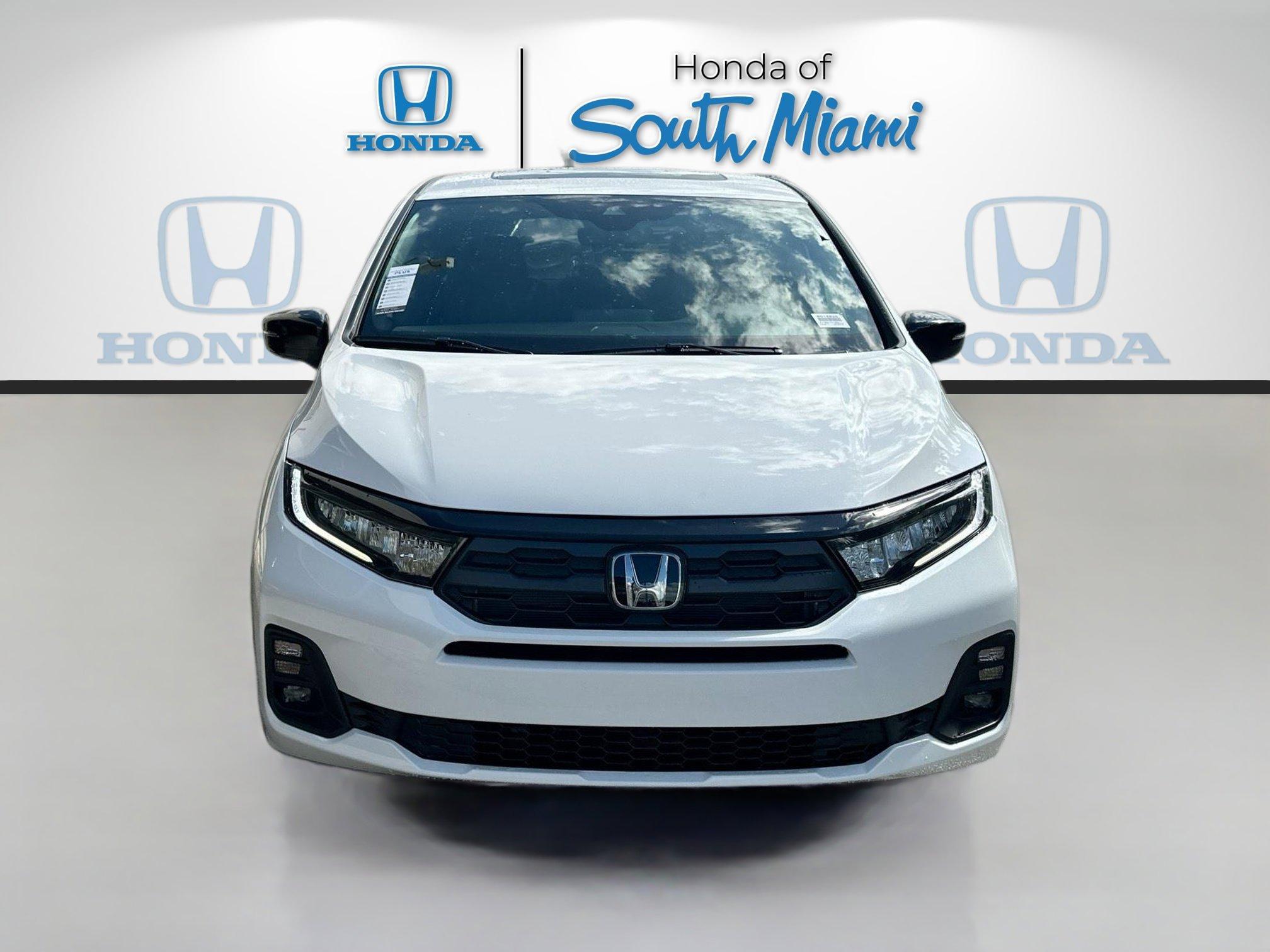 Honda Odyssey Sport-L Fwd - Thumbnail 3