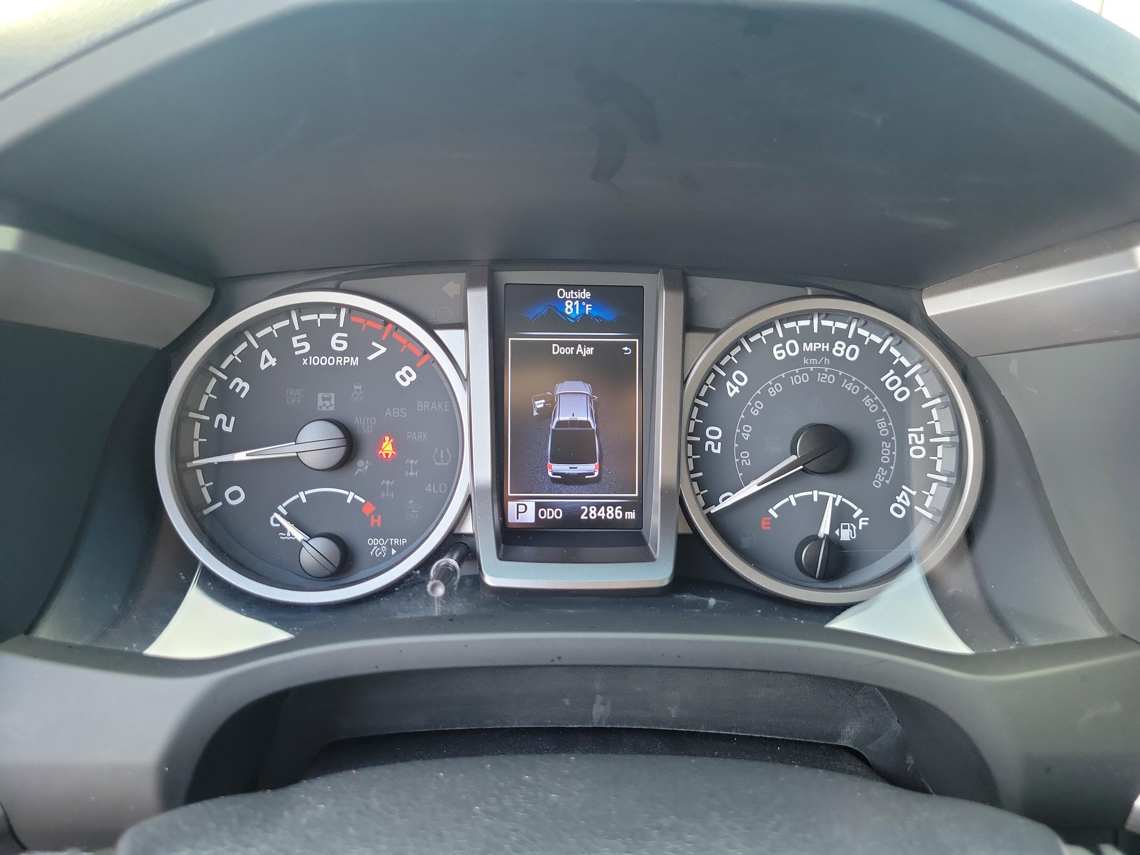 Toyota Tacoma 2Wd Sr5 Rwd Crew Cab - Thumbnail 16