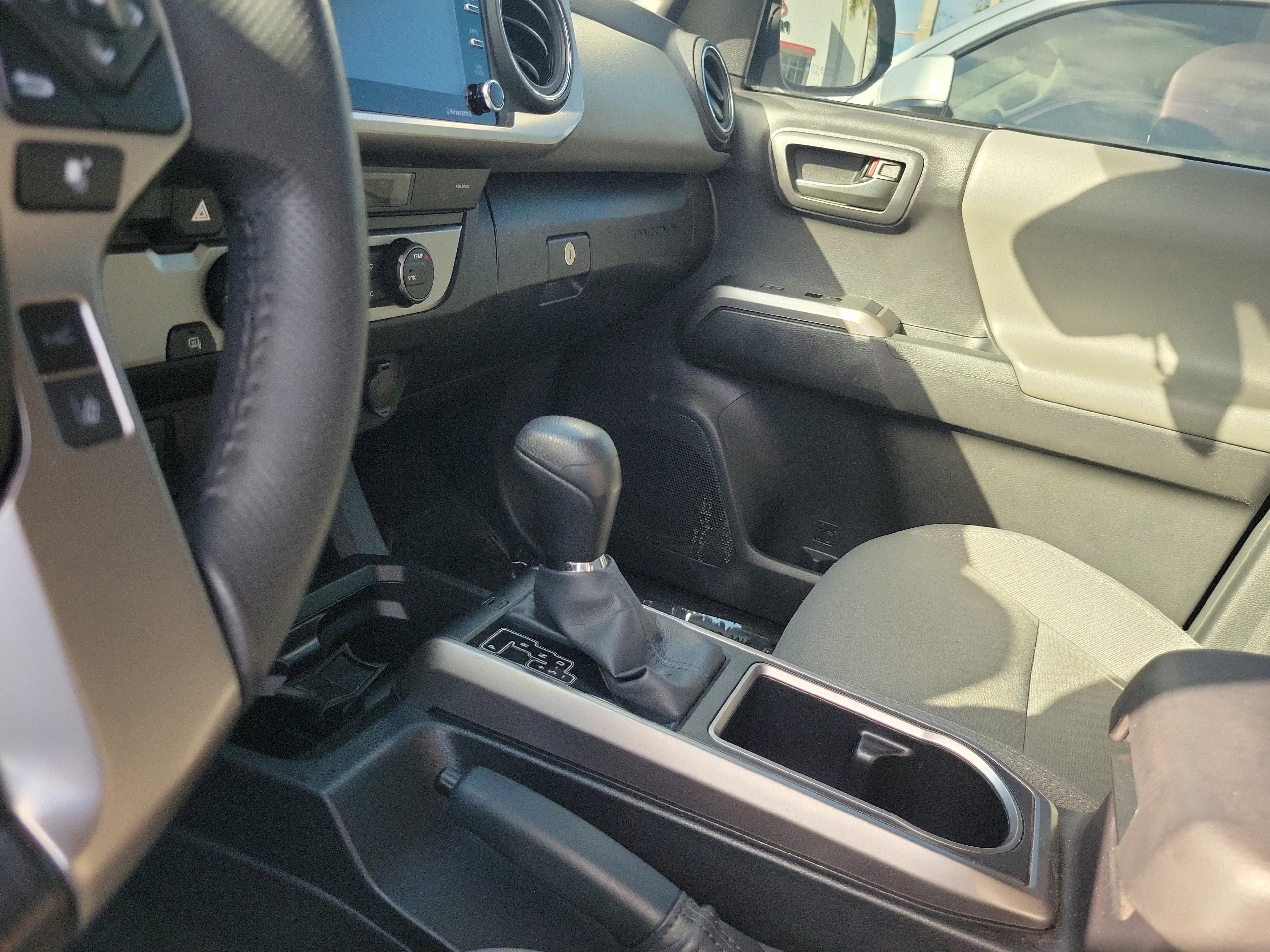 Toyota Tacoma 2Wd Sr5 Rwd Crew Cab - Thumbnail 20