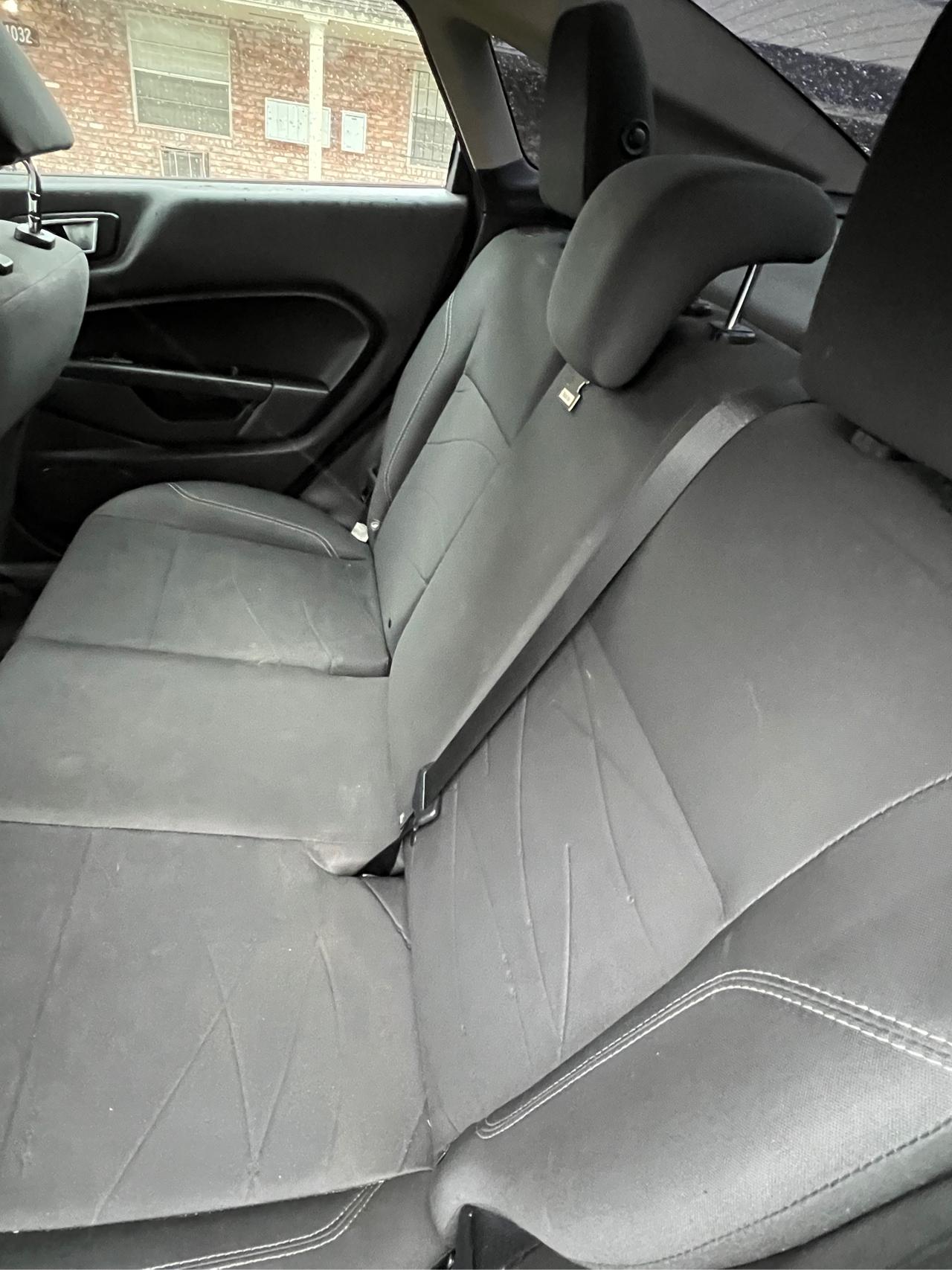 Ford Fiestase Sedan - Thumbnail 13