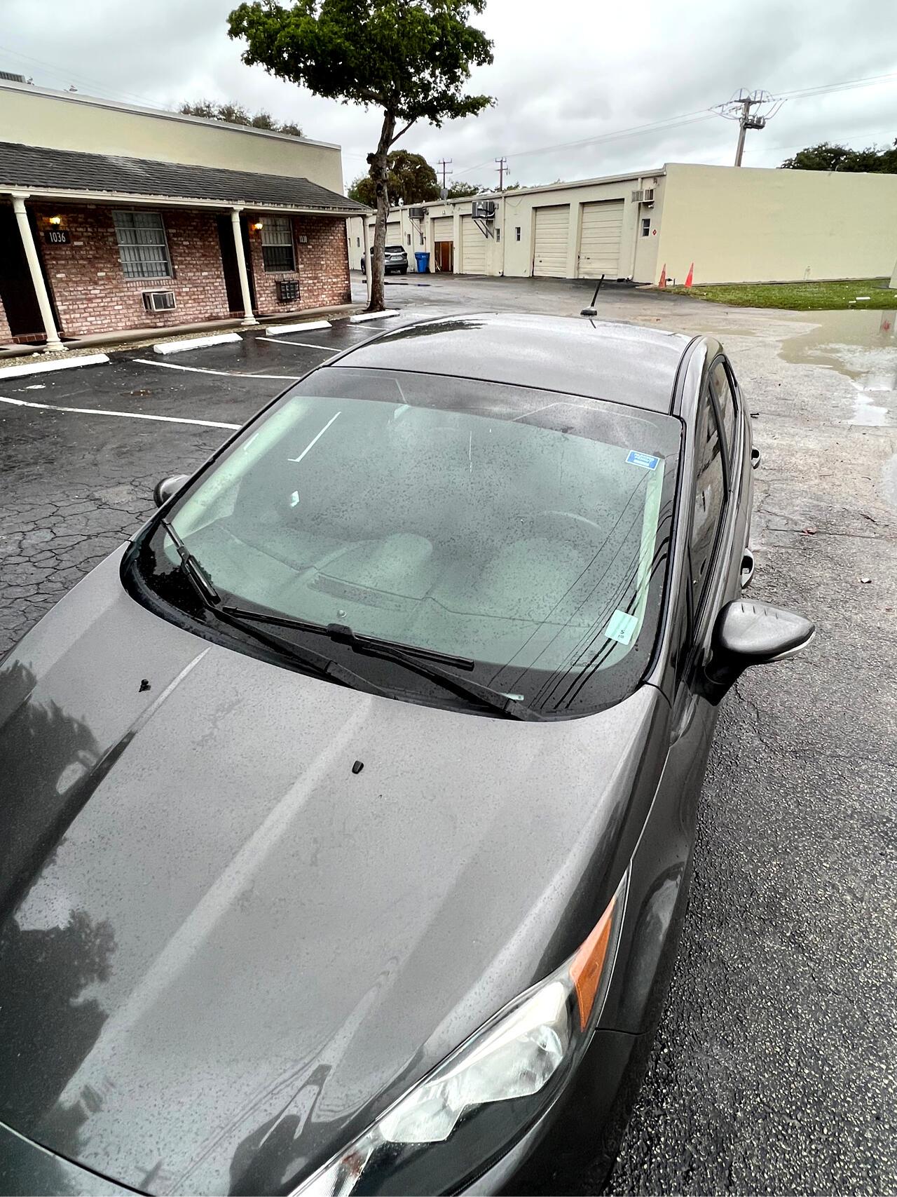 Ford Fiestase Sedan - Thumbnail 8