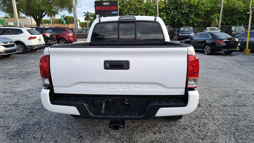 Toyota Tacoma Double Cab - Thumbnail 12