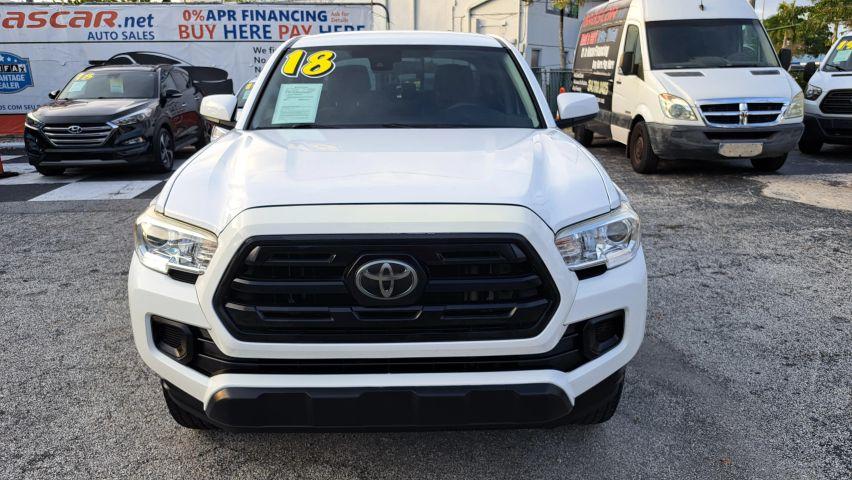 Toyota Tacoma Double Cab - Thumbnail 8