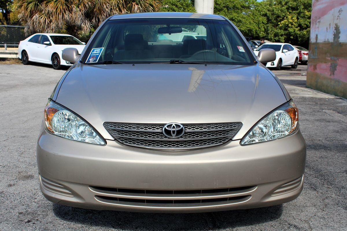 Toyota Camry Le Only $ Down** $85/Wk - Thumbnail 4