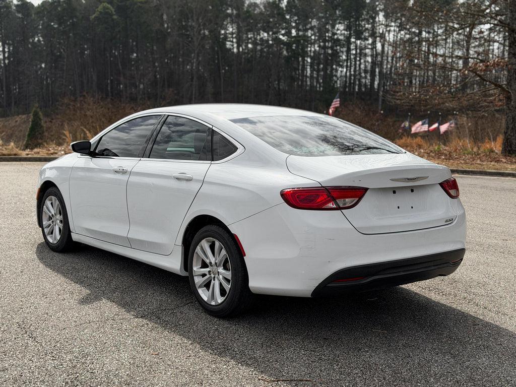 Chrysler 200 - Thumbnail 17