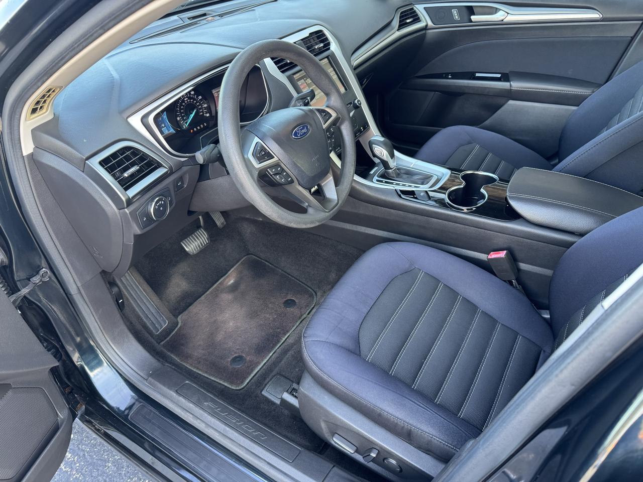 Ford Fusion - Thumbnail 13