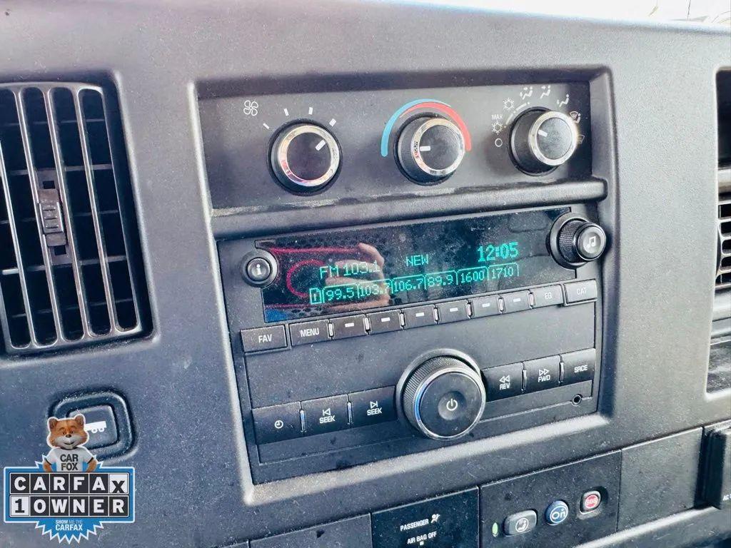 Chevrolet Express 2500 Cargo - Thumbnail 15