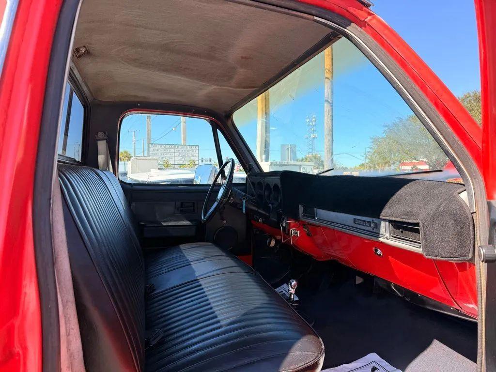 Chevrolet Pickup Reg Cab - Thumbnail 13