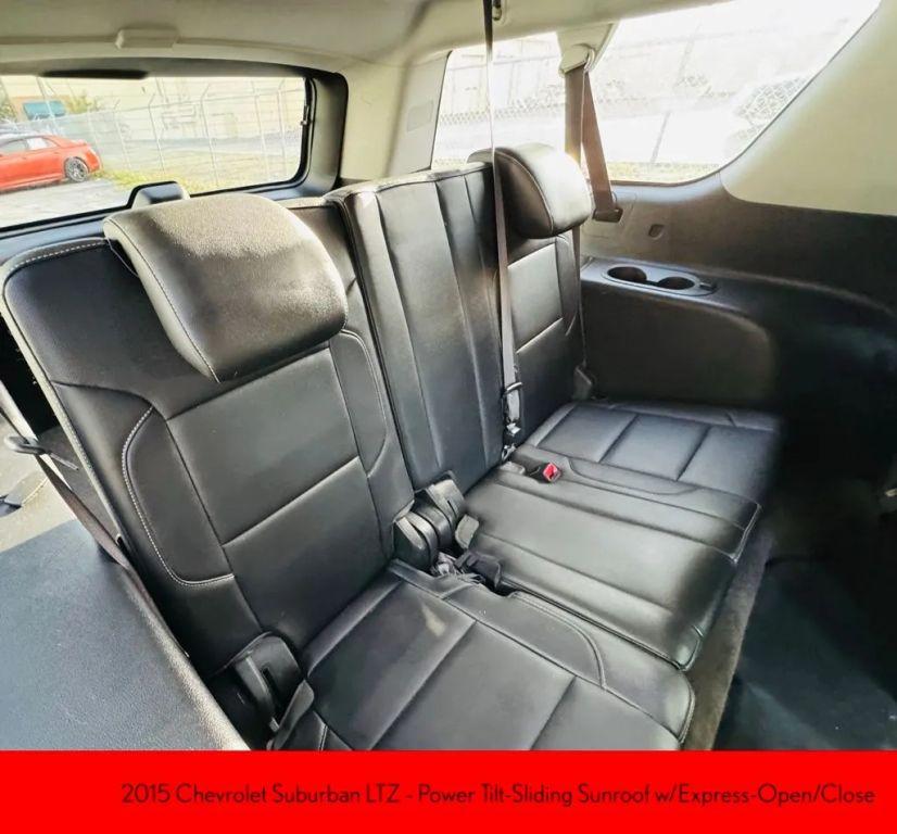 Chevrolet Suburban - Thumbnail 20