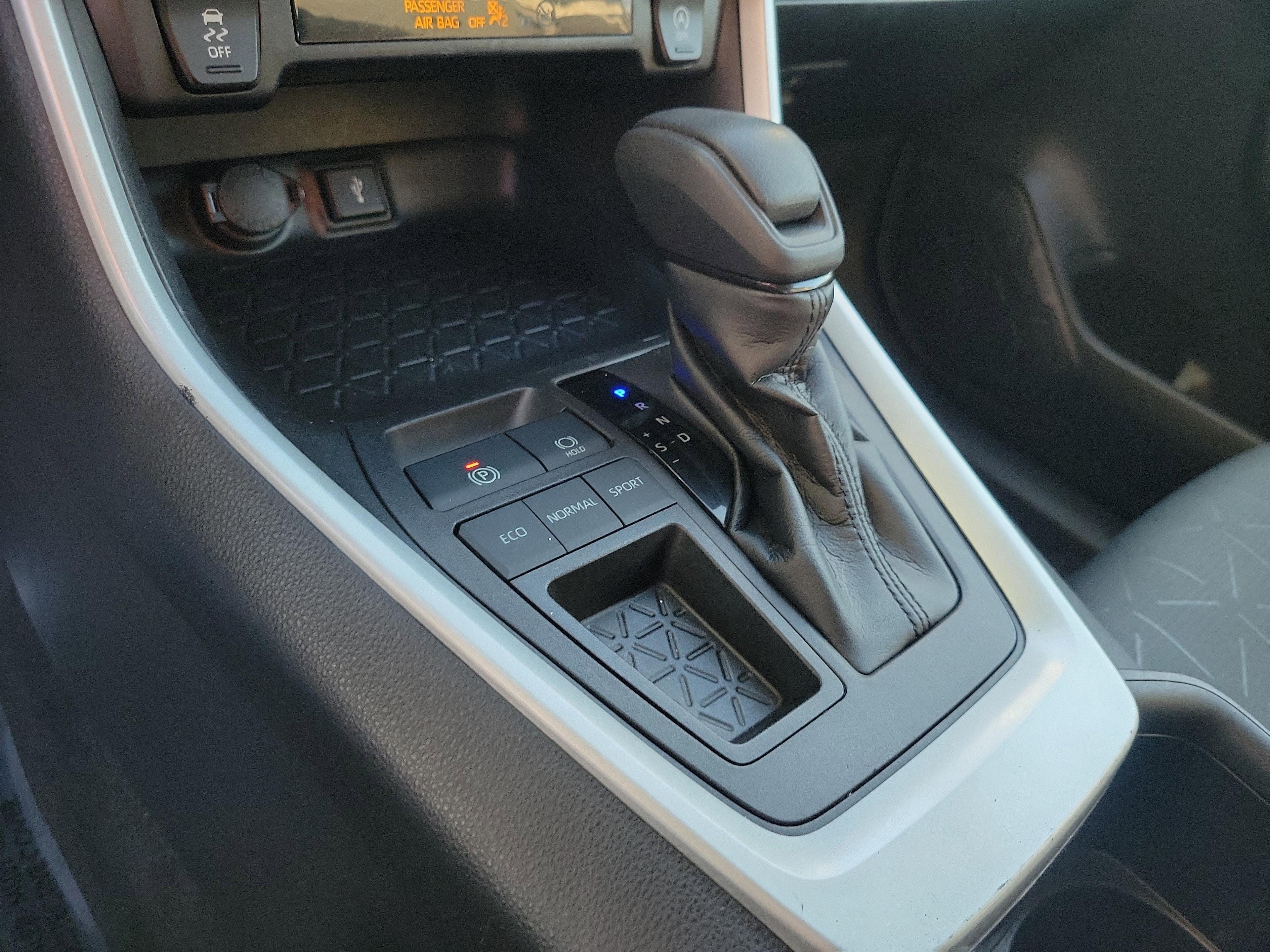 Toyota Rav4 Xle Fwd - Thumbnail 20