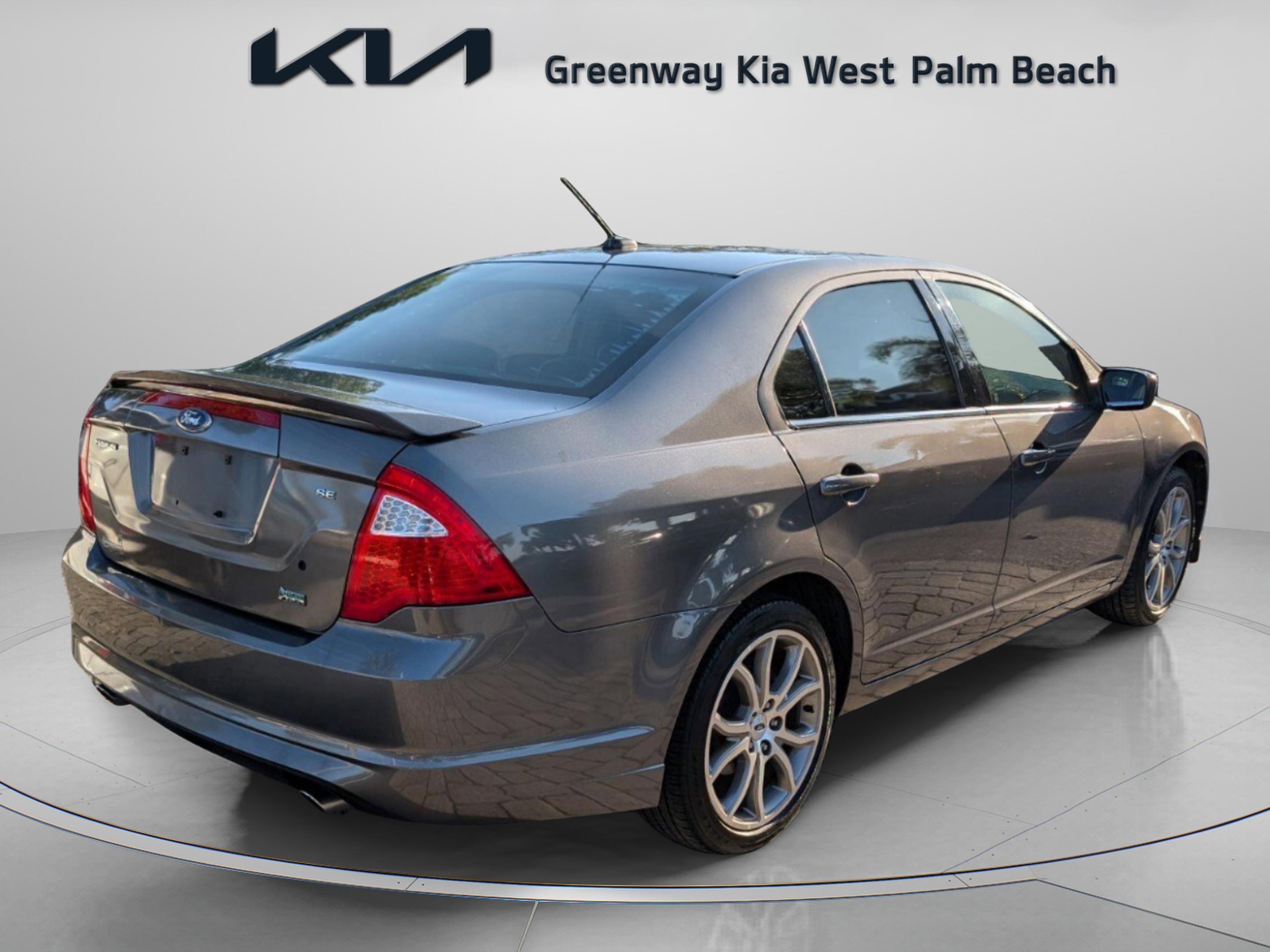 Ford Fusion Se - Thumbnail 8