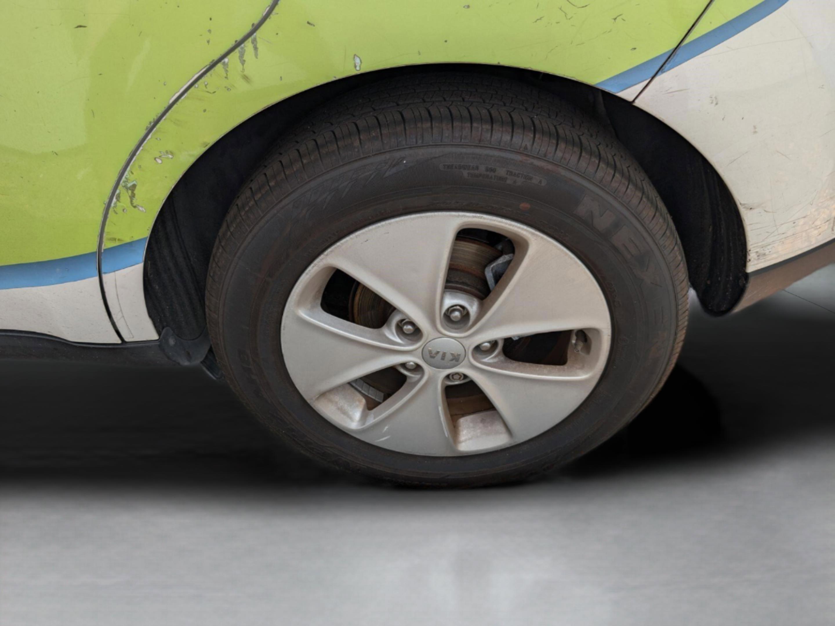 Kia Soul Base - Thumbnail 16