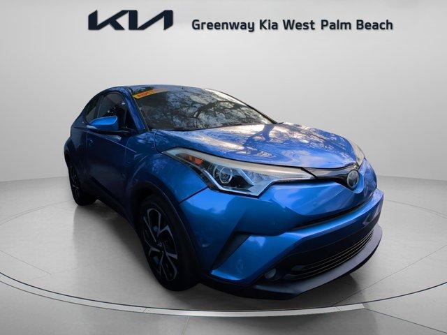Toyota C-Hr Xle Premium - View 1