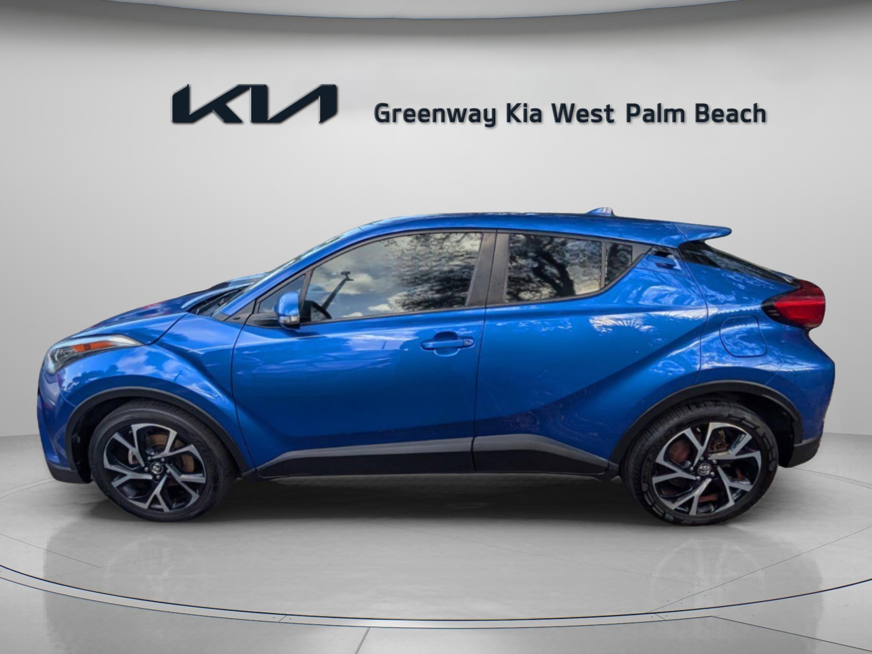 Toyota C-Hr Xle Premium - Thumbnail 4