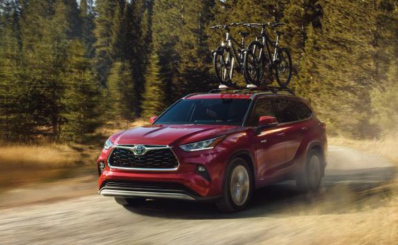 Toyota Highlander Hybrid Pics, Info, Specs, And Technology | Earl Stewart Toyota - Thumbnail 2