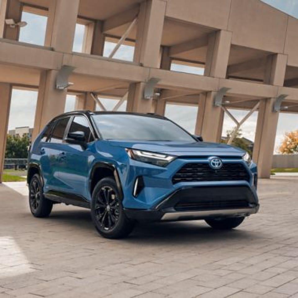 Toyota Rav4 | Earl Stewart Toyota - Thumbnail 3