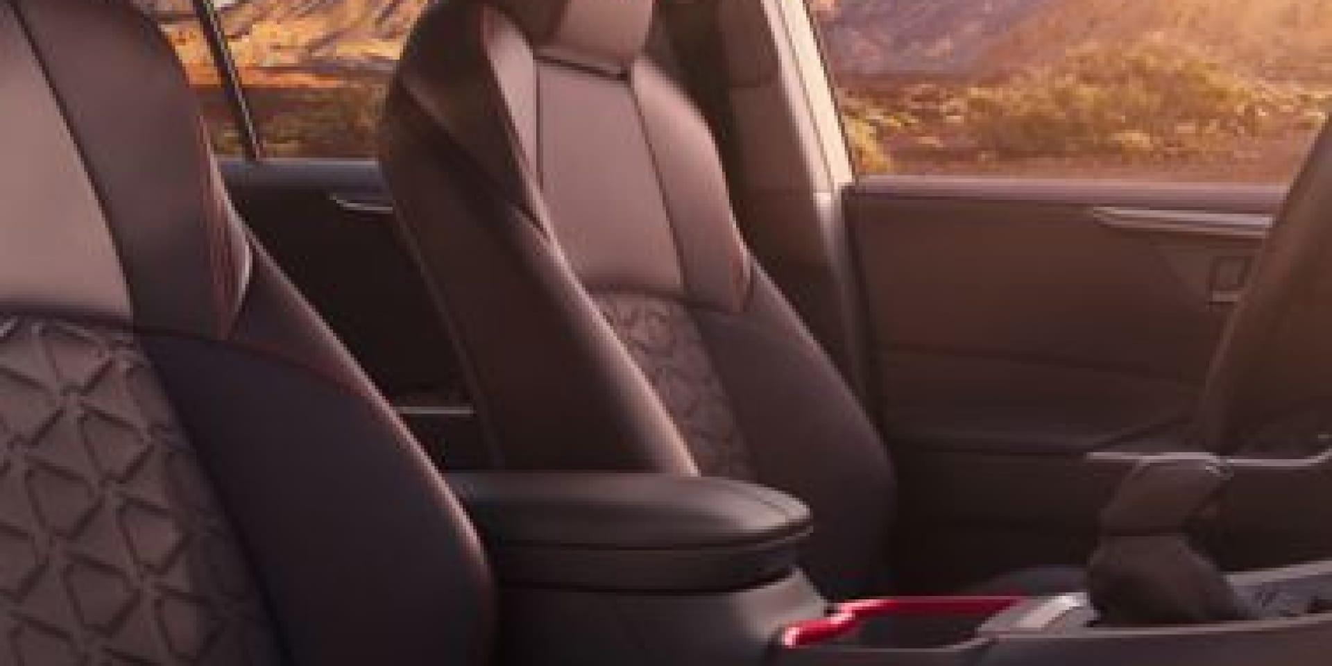 Toyota Rav4 Hybrid | Earl Stewart Toyota - Thumbnail 7