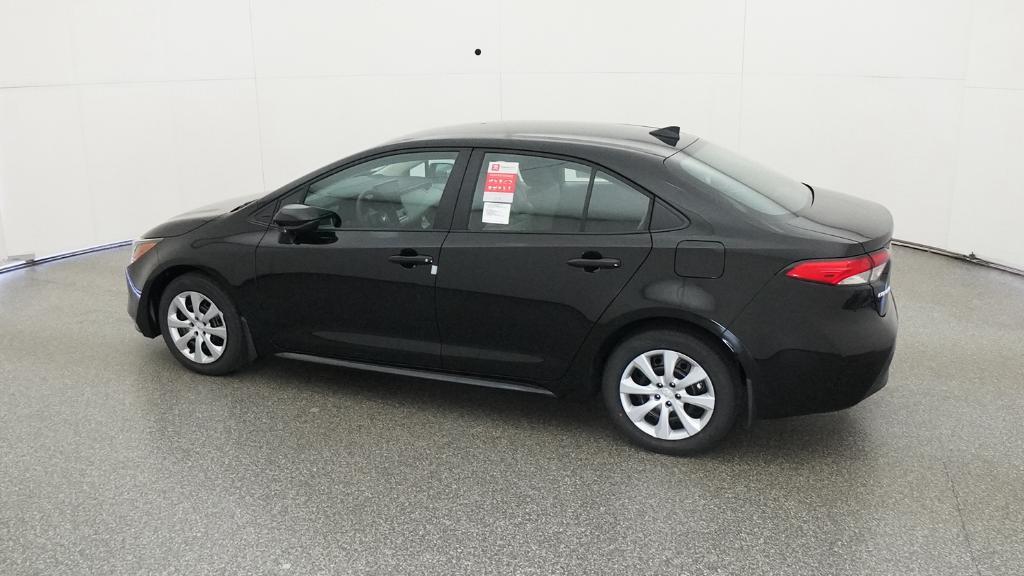 Toyota Corolla Le - Thumbnail 4