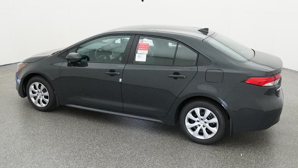 Toyota Corolla Le - Thumbnail 7