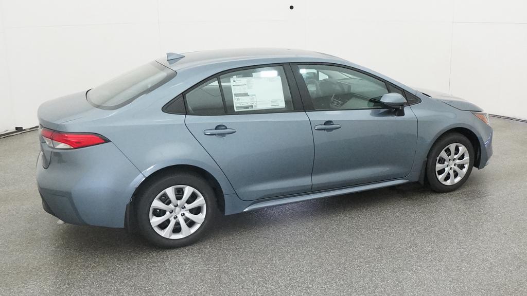 Toyota Corolla Le - Thumbnail 4