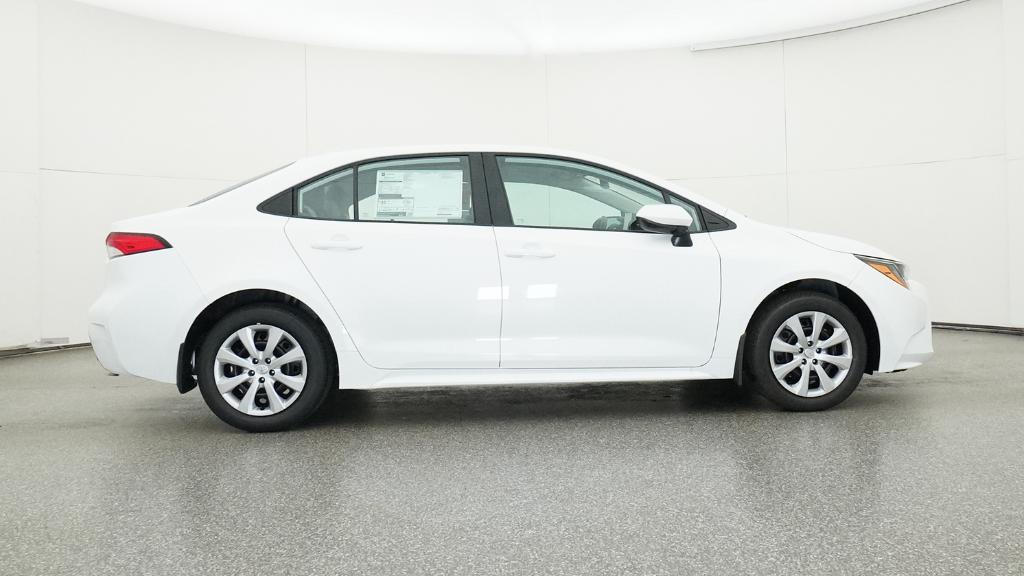 Toyota Corolla Le - Thumbnail 5