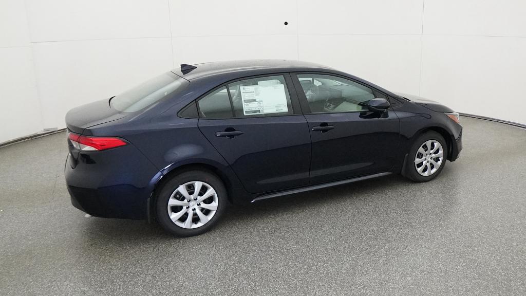 Toyota Corolla Le - Thumbnail 4