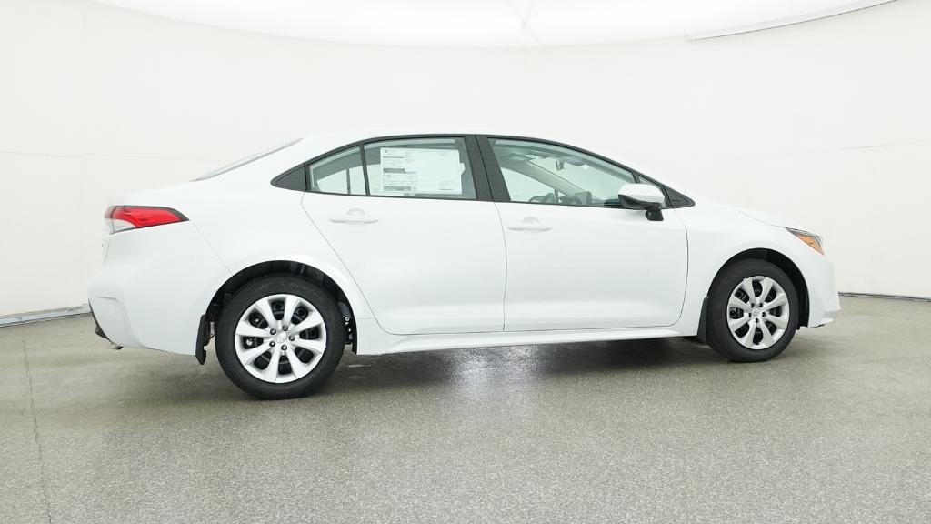 Toyota Corolla Le - Thumbnail 6