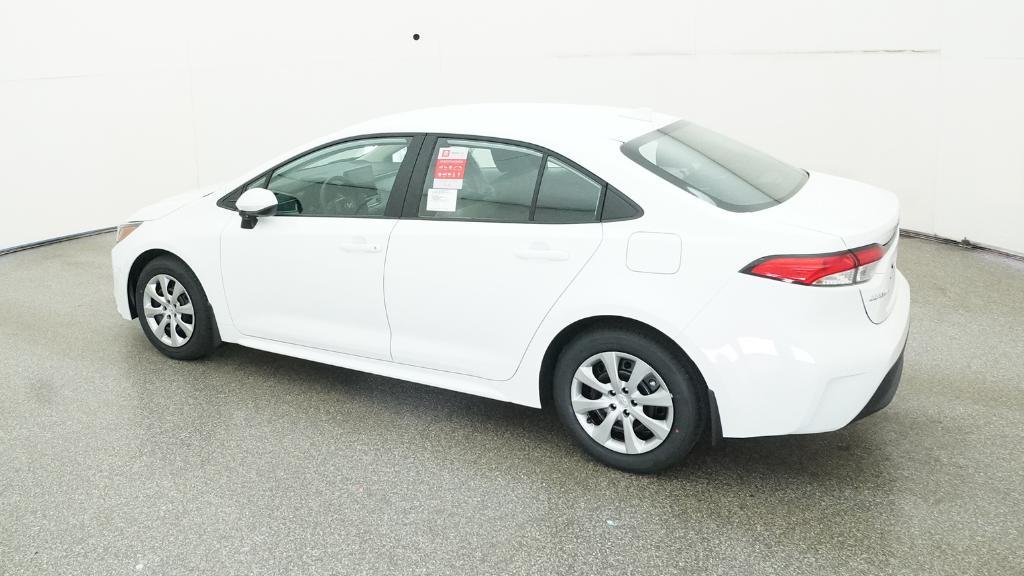 Toyota Corolla Le - Thumbnail 6