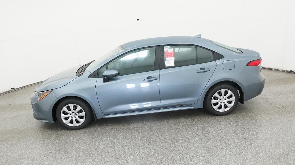 Toyota Corolla Le - Thumbnail 5