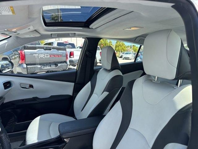 Toyota Prius Four Fwd - Thumbnail 17