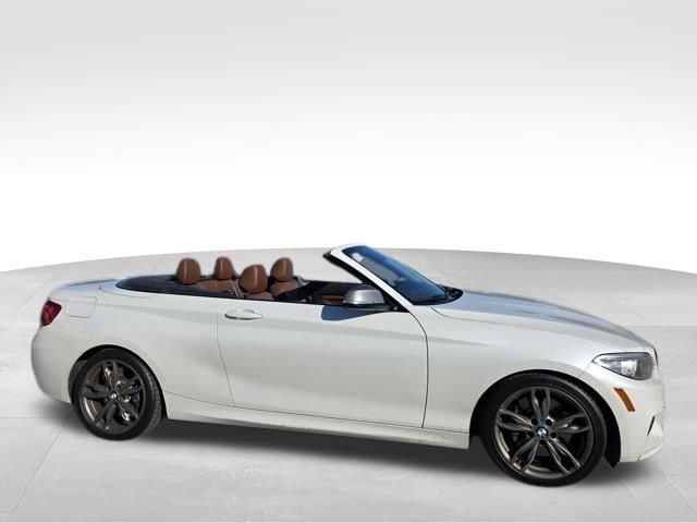 Bmw 2 Series M235I Rwd - Thumbnail 4