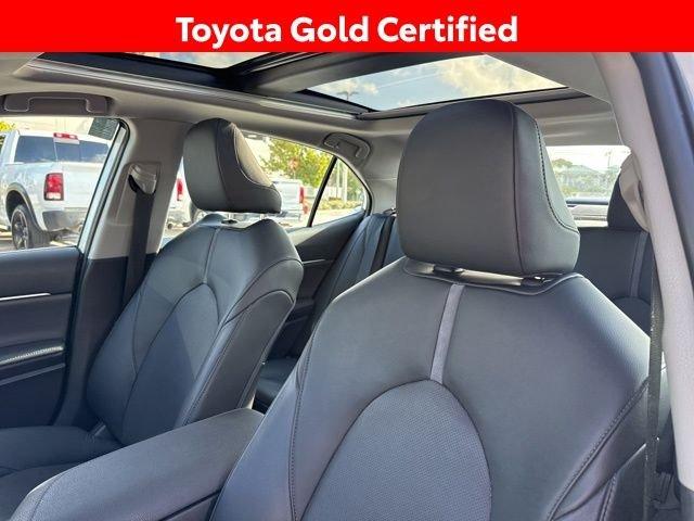 Toyota Camry Xle Fwd 4D Sedan - Thumbnail 16