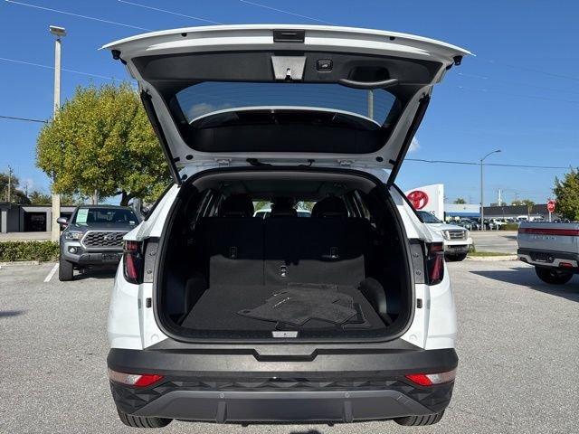Hyundai Tucson Hybrid Limited Awd - Thumbnail 12