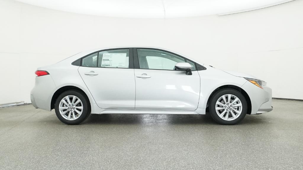 Toyota Corolla Le - Thumbnail 20