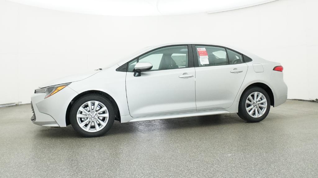 Toyota Corolla Le - Thumbnail 5